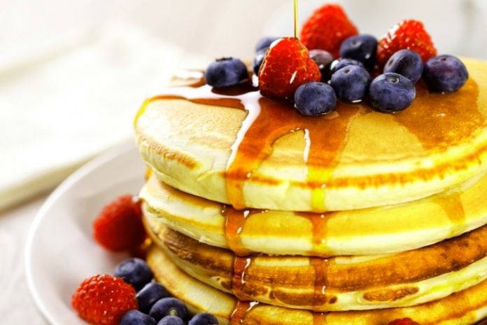 3 Recipes For Protein Pancakes - With And Without Whey